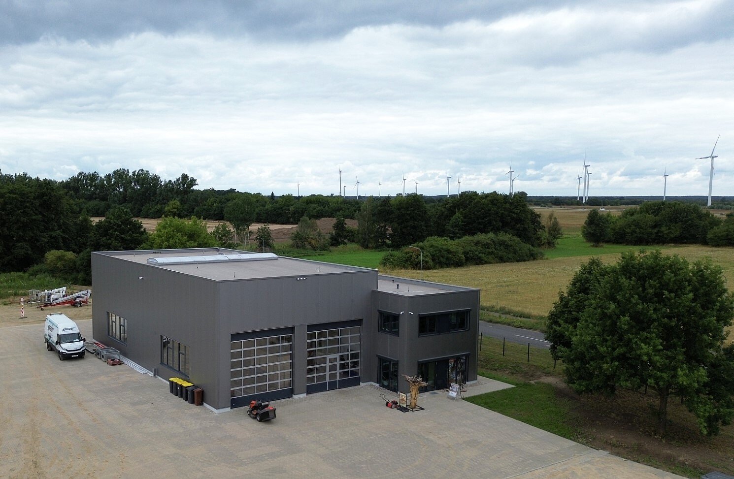 Drohnenaufnahme Firmengebäude Langfeld